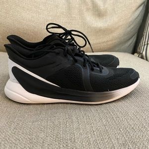 Lululemon Blissfeels